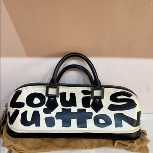 Louis Vuitton Graffiti Alma Horizontal Black & White